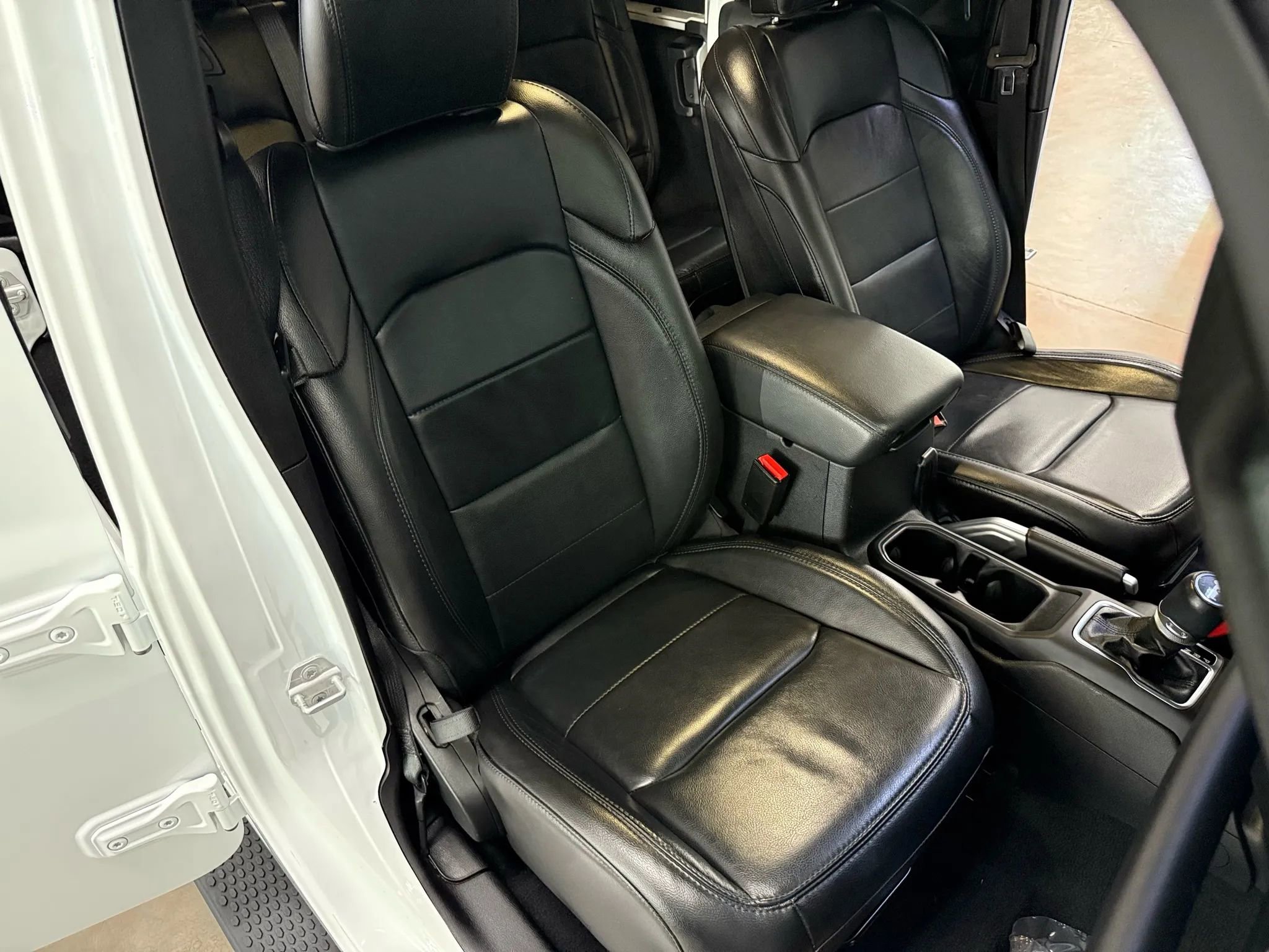 Used 2021 Jeep Wrangler Unlimited Sahara image 14