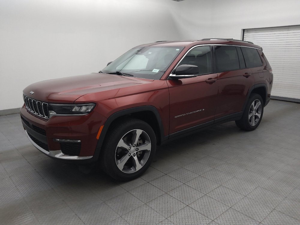 Used 2023 Jeep Grand Cherokee L Limited AWD/4WD image 2