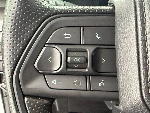 Used 2025 Toyota Tacoma SR5 image 11