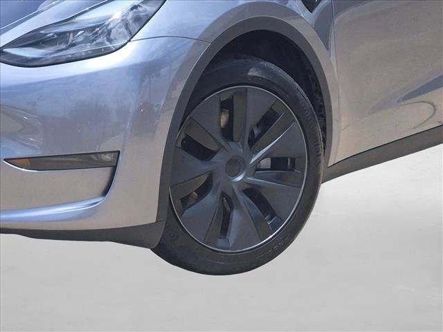Used 2025 Tesla Model Y Long Range AWD/4WD image 20