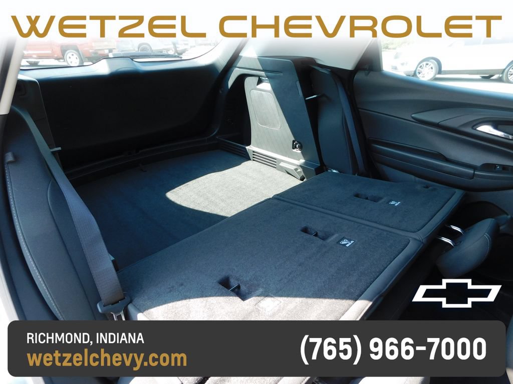 Used 2023 Chevrolet TrailBlazer LS AWD/4WD image 24