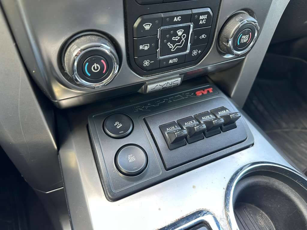 Used 2014 Ford F150 Raptor AWD/4WD image 21