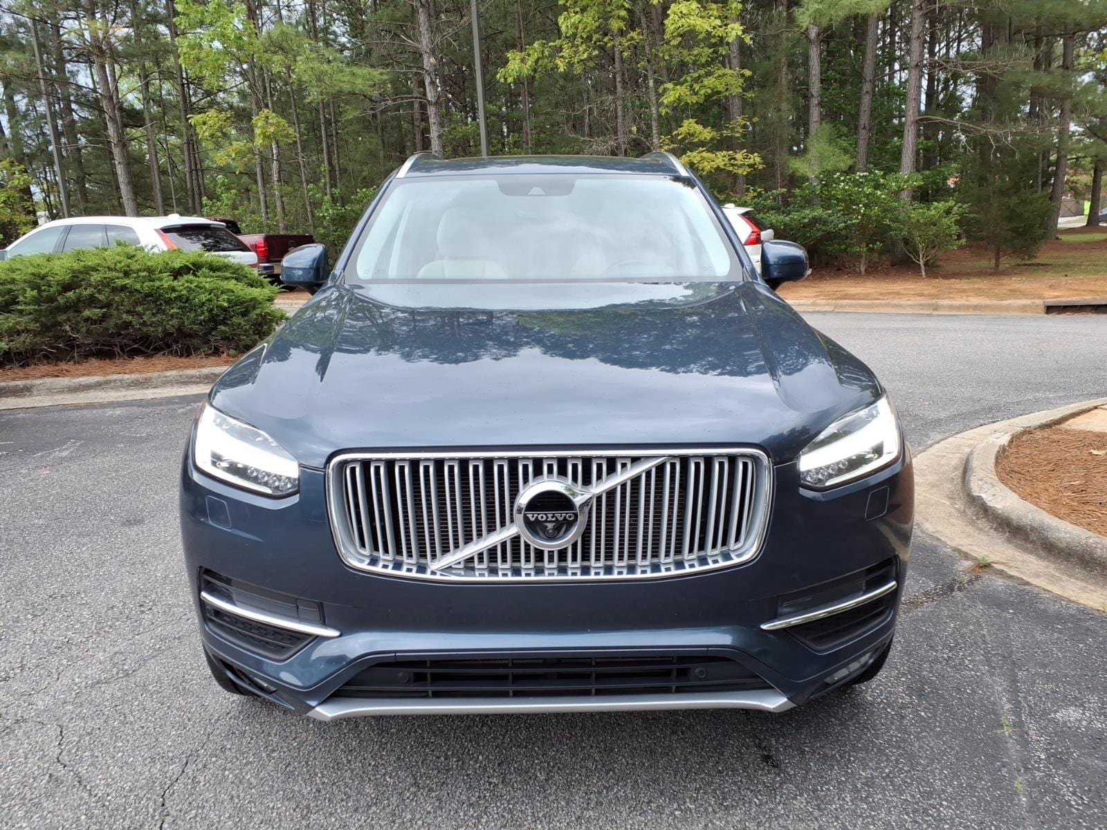 Used 2018 Volvo XC90 T6 Inscription w/ Convenience Package AWD/4WD image 10