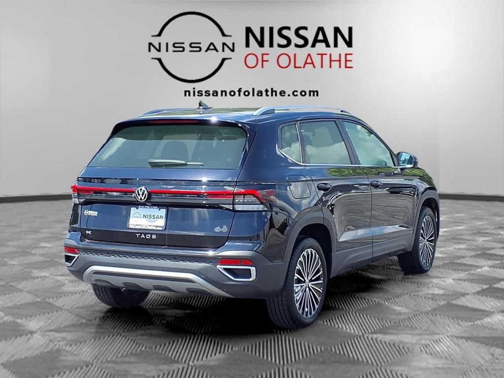 Used 2026 Volkswagen Taos SE FWD image 30