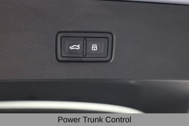 Used 2025 Audi RS 7 Performance AWD/4WD image 54
