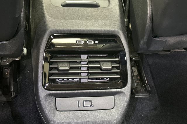 Certified 2021 Volkswagen ID.4 Pro S w/ Gradient Package image 16