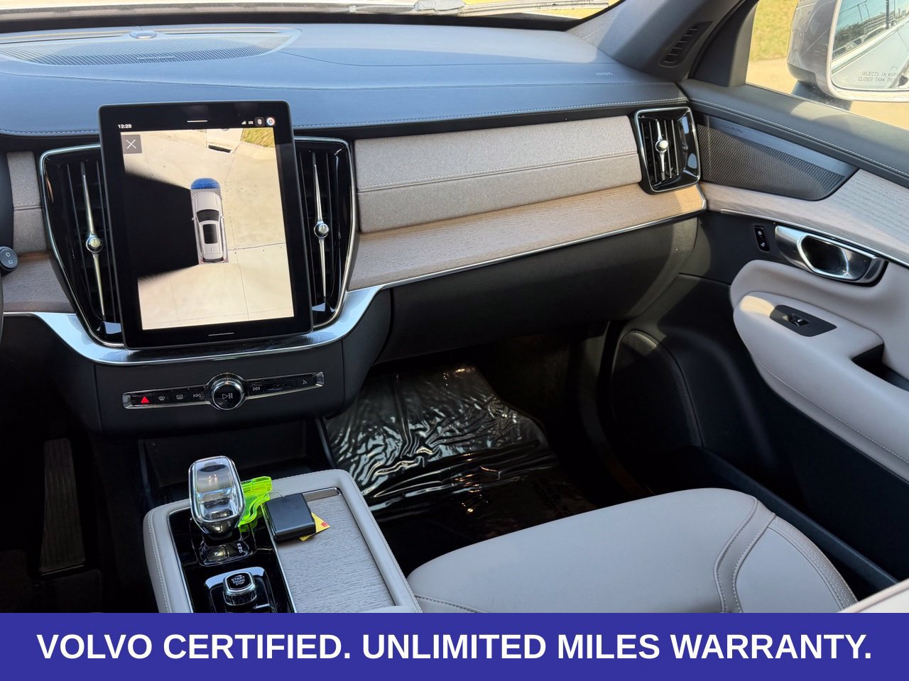 Certified 2026 Volvo XC90 B6 Plus AWD/4WD image 19