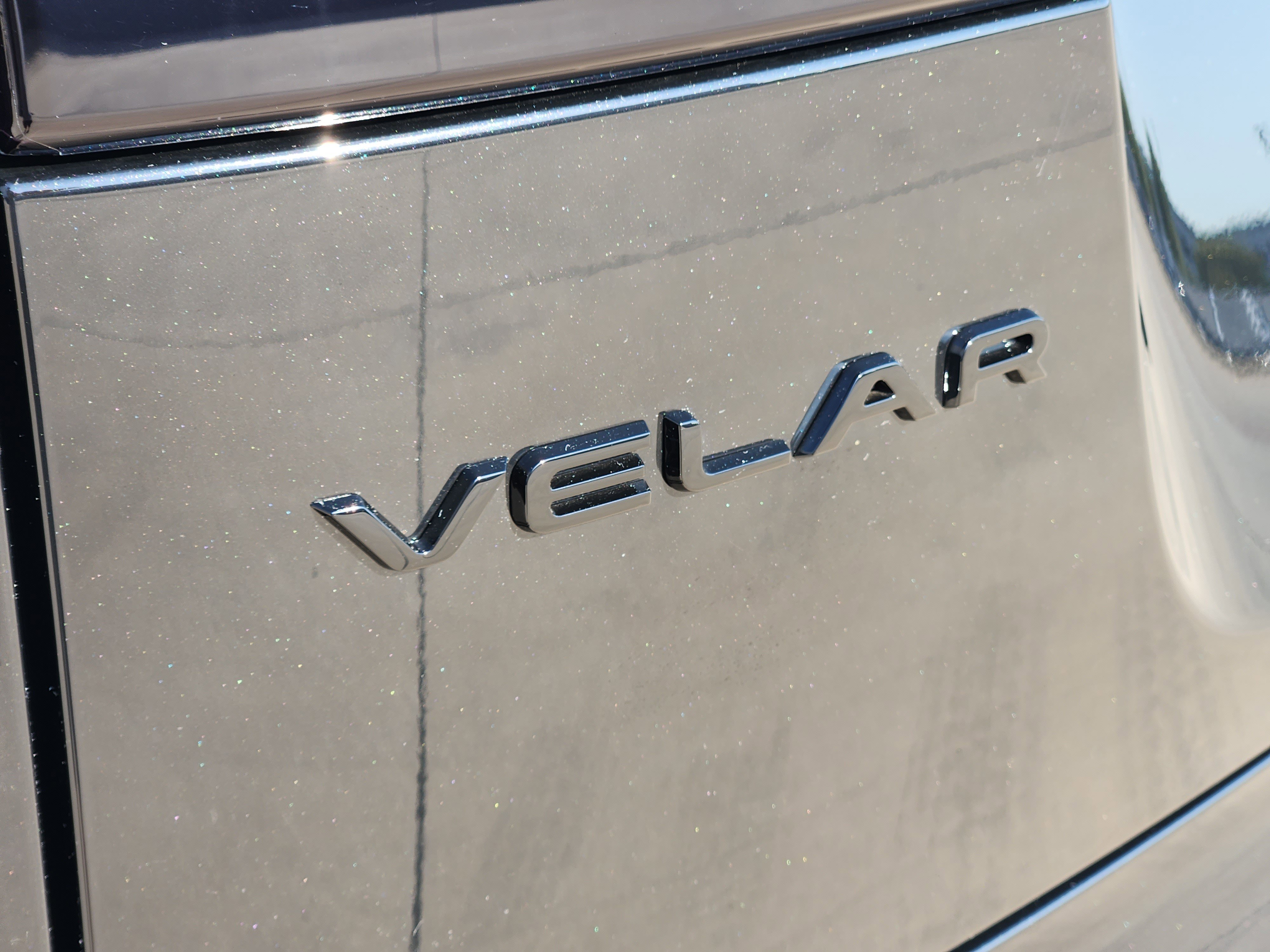 New 2026 Land Rover Range Rover Velar S image 12