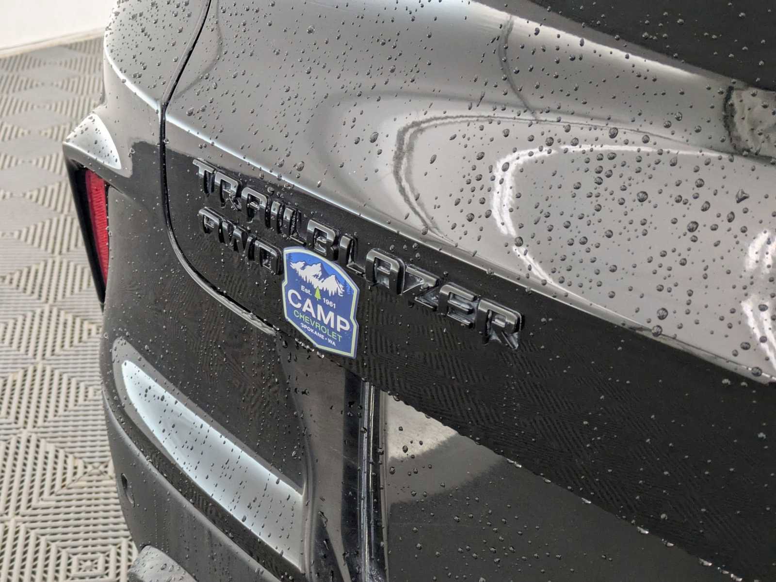 Used 2022 Chevrolet TrailBlazer RS w/ Sun and Liftgate Package image 13