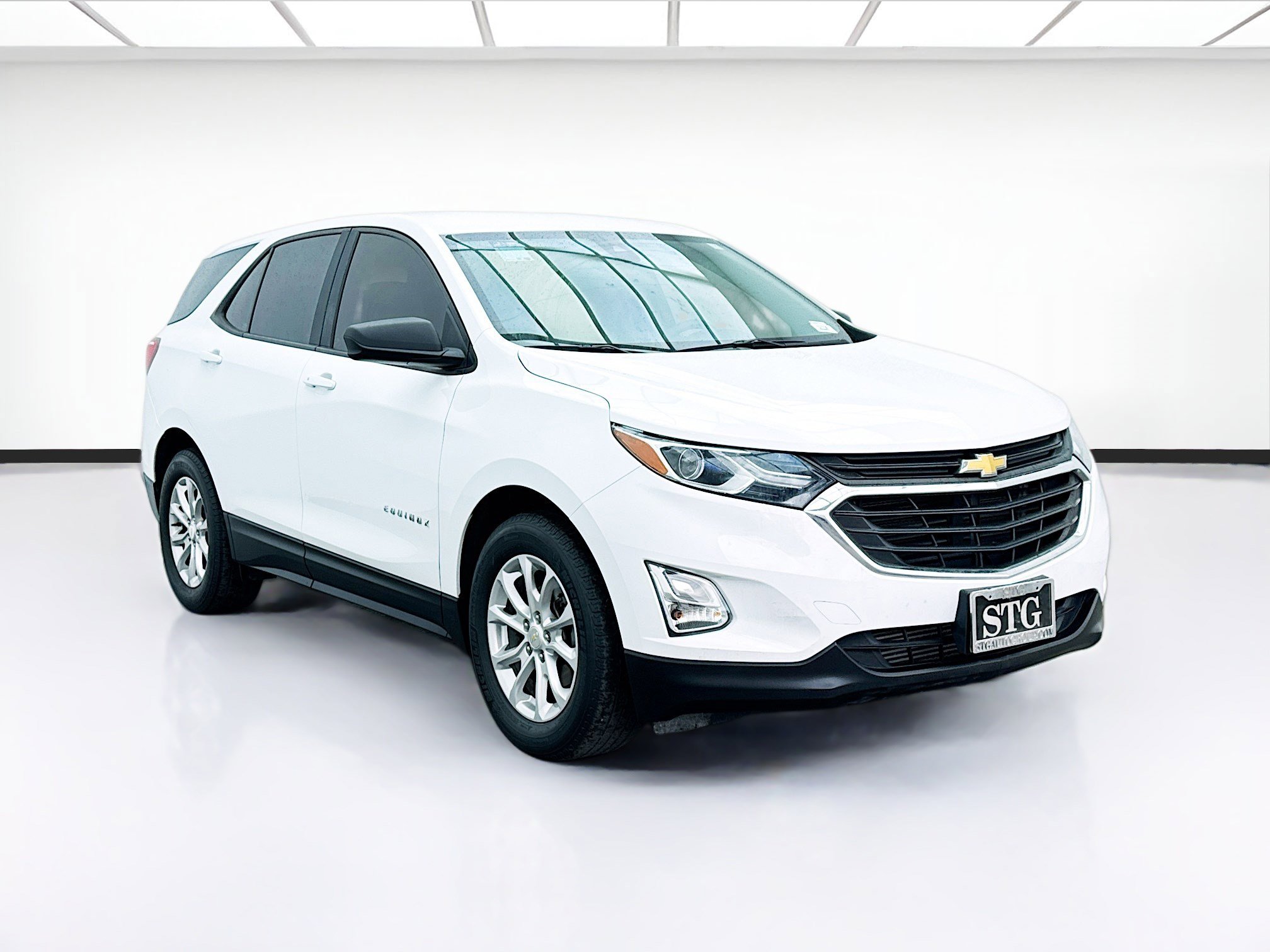 Used 2021 Chevrolet Equinox LS FWD image 3