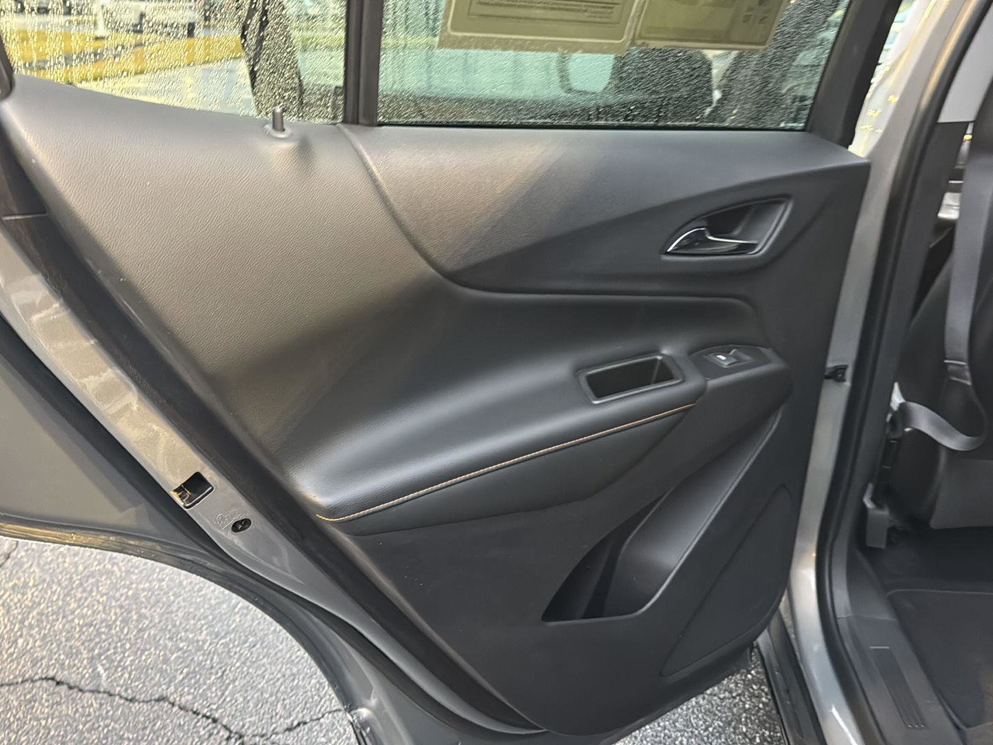 Used 2019 Chevrolet Equinox Premier image 15