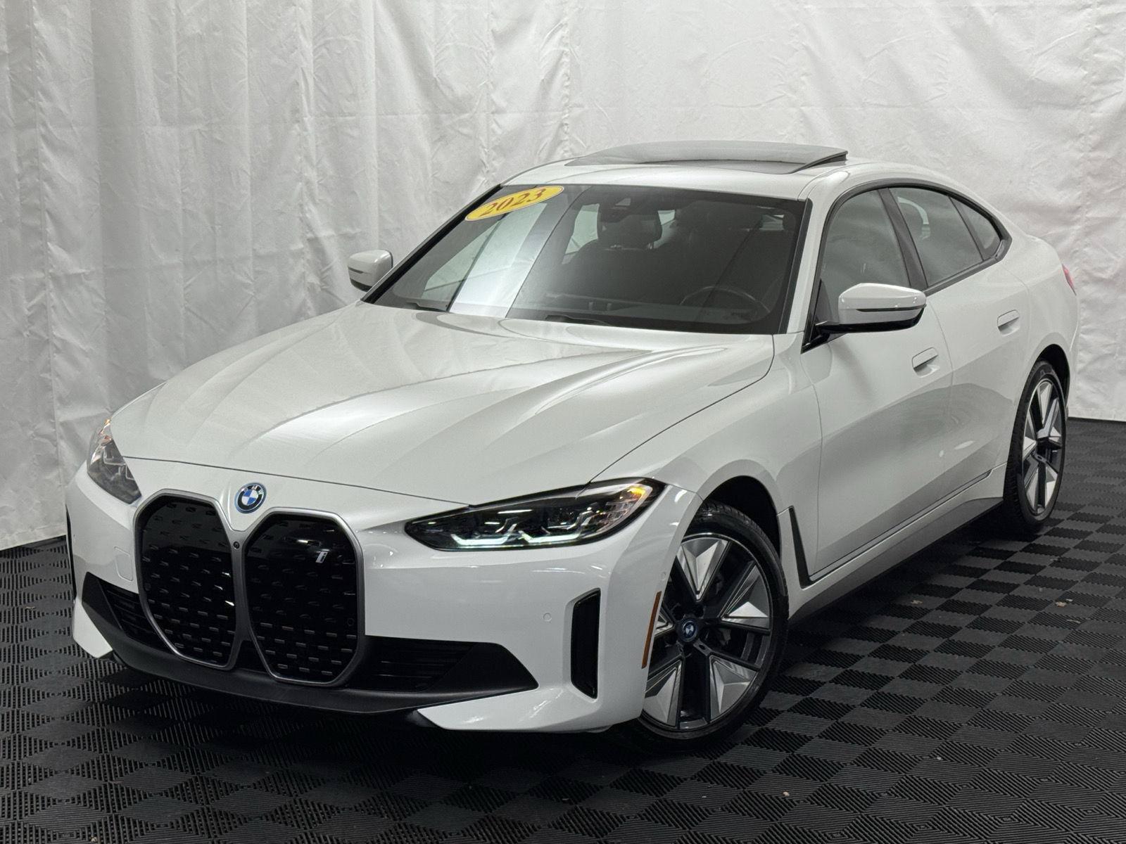 Used 2023 BMW i4 eDrive35 w/ Premium Package RWD image 4