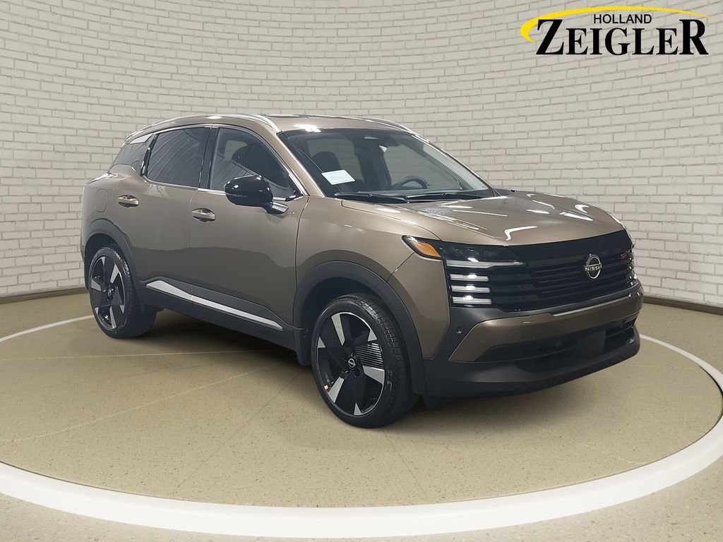 New 2026 Nissan Kicks SR w/ SR Premium Package image 3