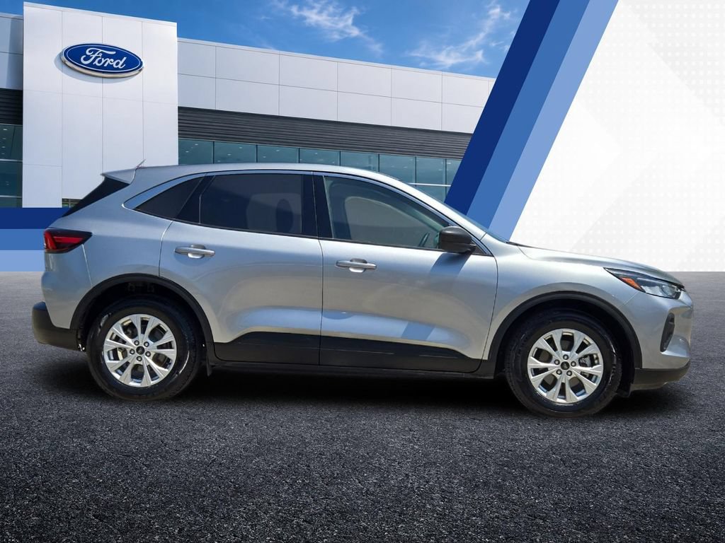 Used 2023 Ford Escape Active FWD image 6