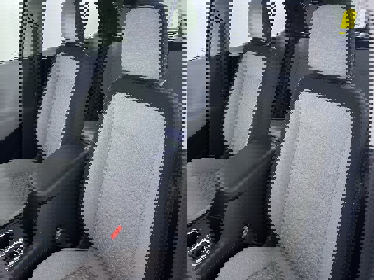 Certified 2024 Chevrolet Equinox LS w/ LS Convenience Package image 10