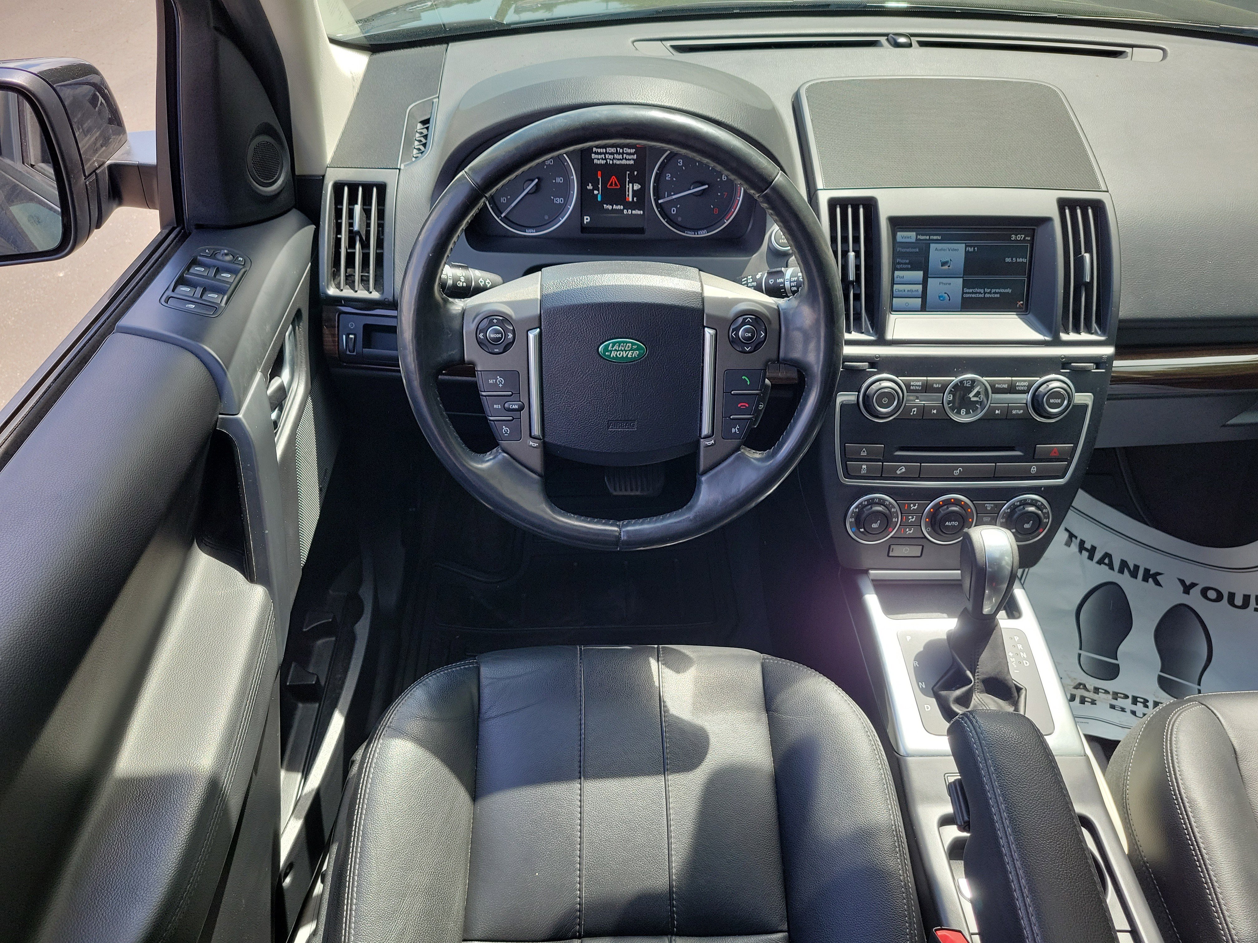 Used 2014 Land Rover LR2 AWD/4WD image 10
