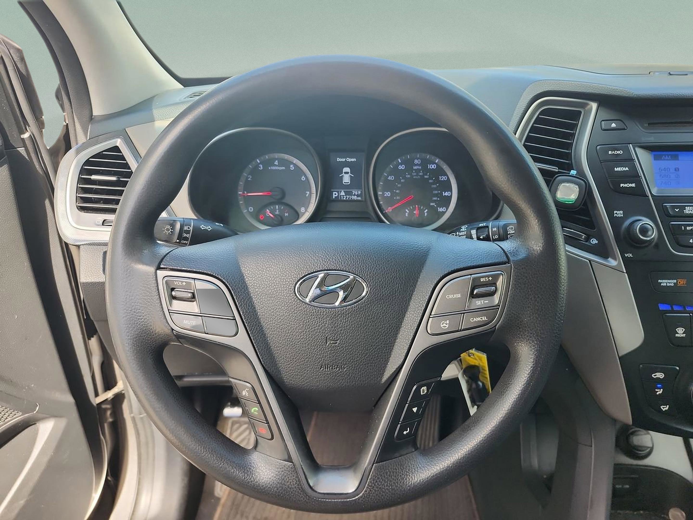 Used 2014 Hyundai Santa Fe Sport image 10