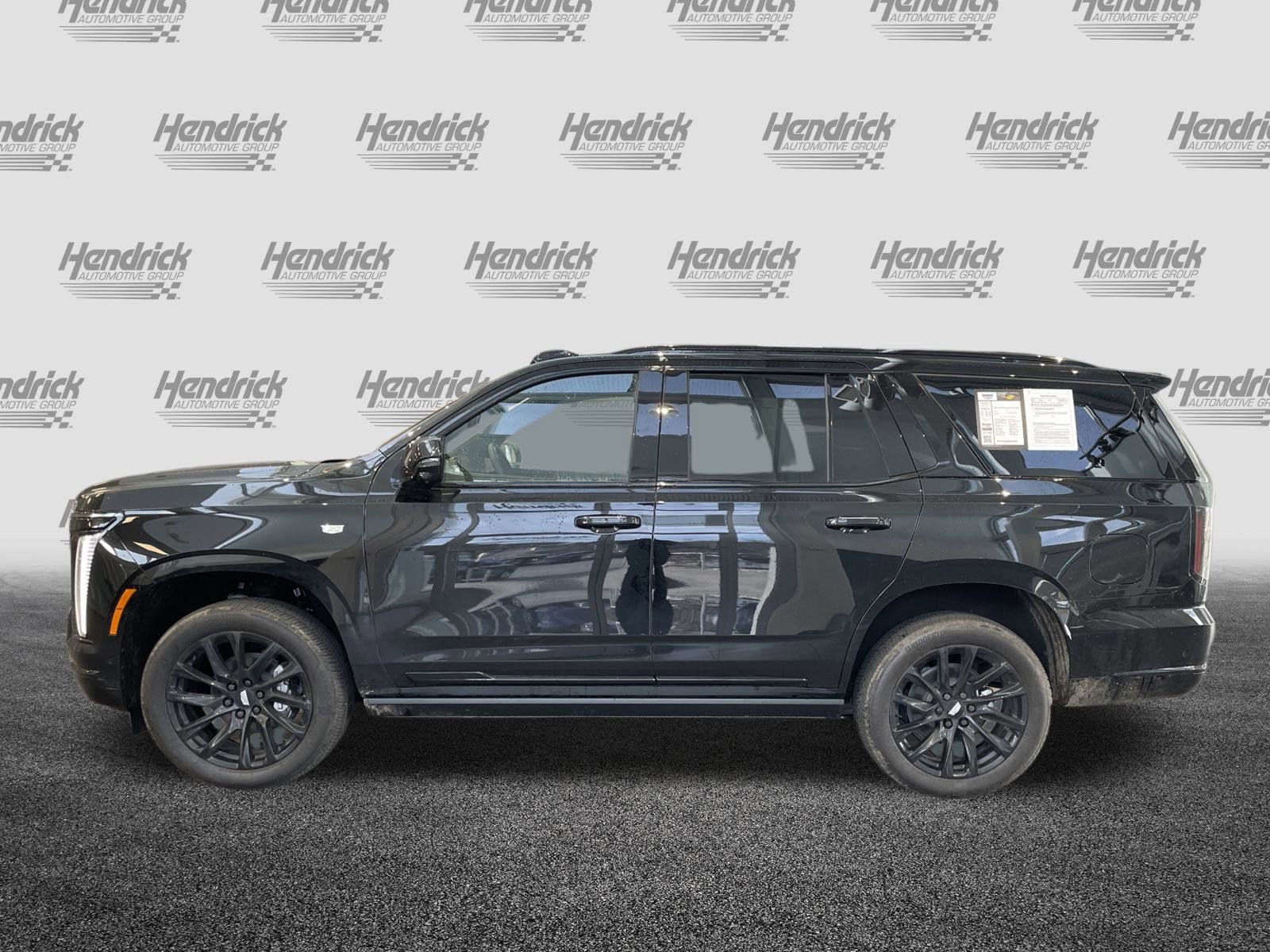 Used 2026 Cadillac Escalade Sport w/ LPO, ONYX Package image 7