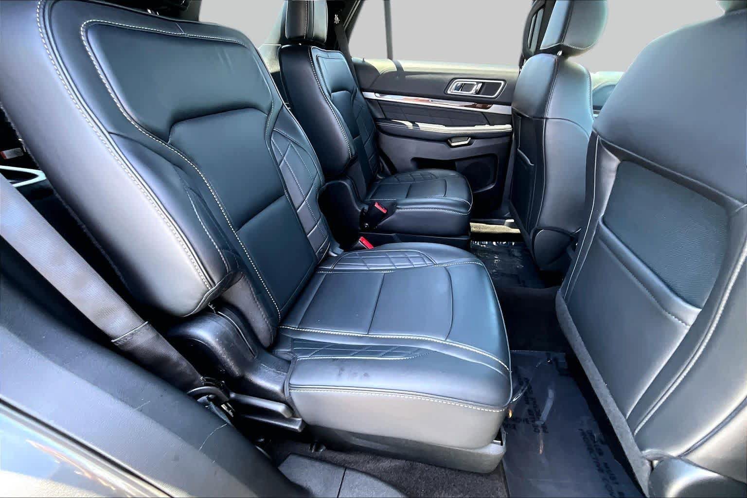 Used 2017 Ford Explorer Platinum AWD/4WD image 19