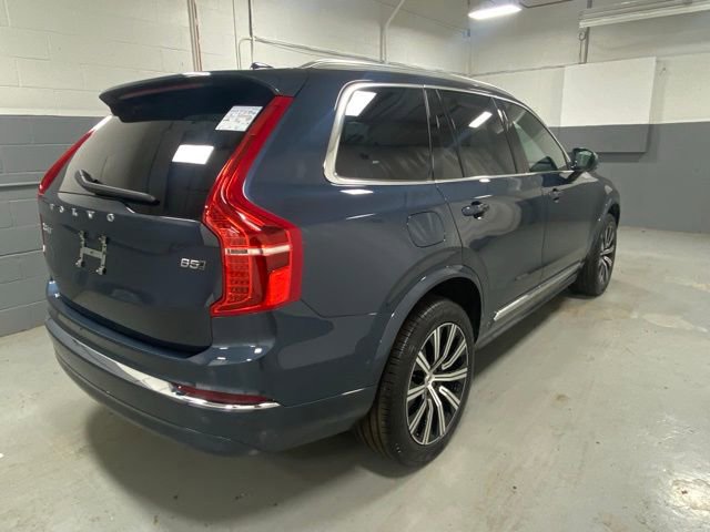 Certified 2025 Volvo XC90 B5 Plus AWD/4WD image 3