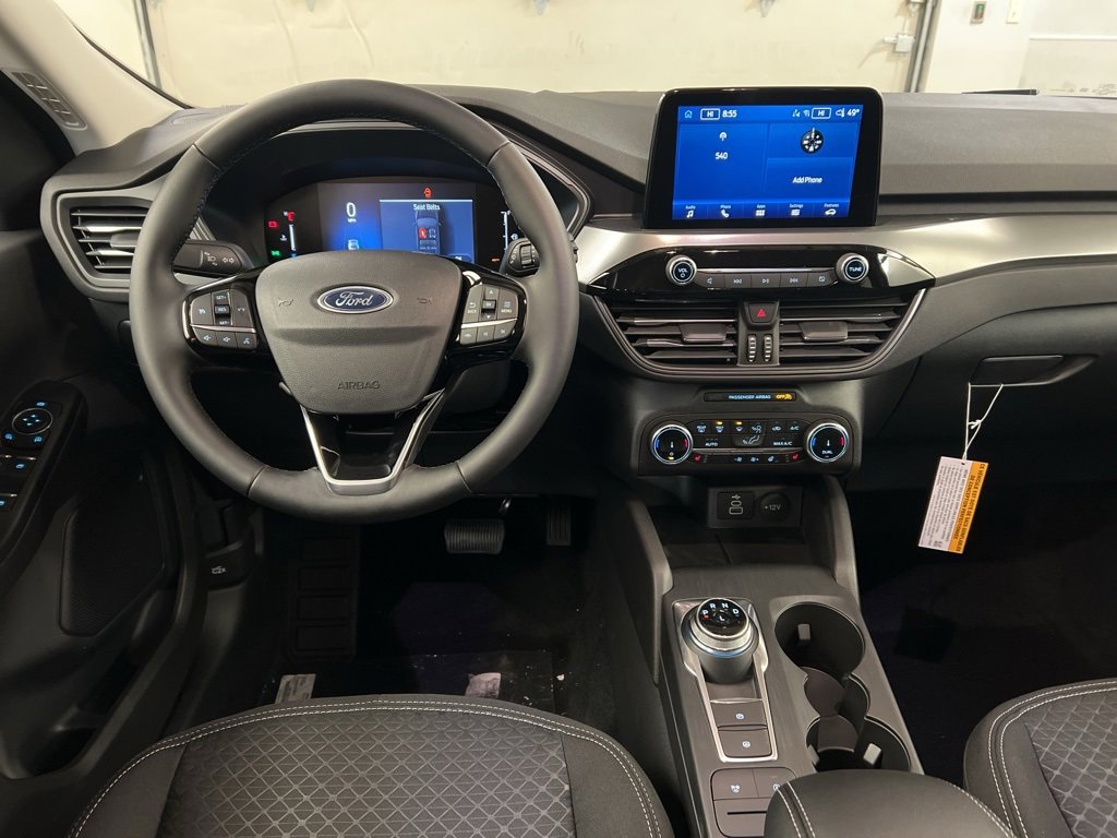 New 2025 Ford Escape Active w/ Cold Weather Package image 8