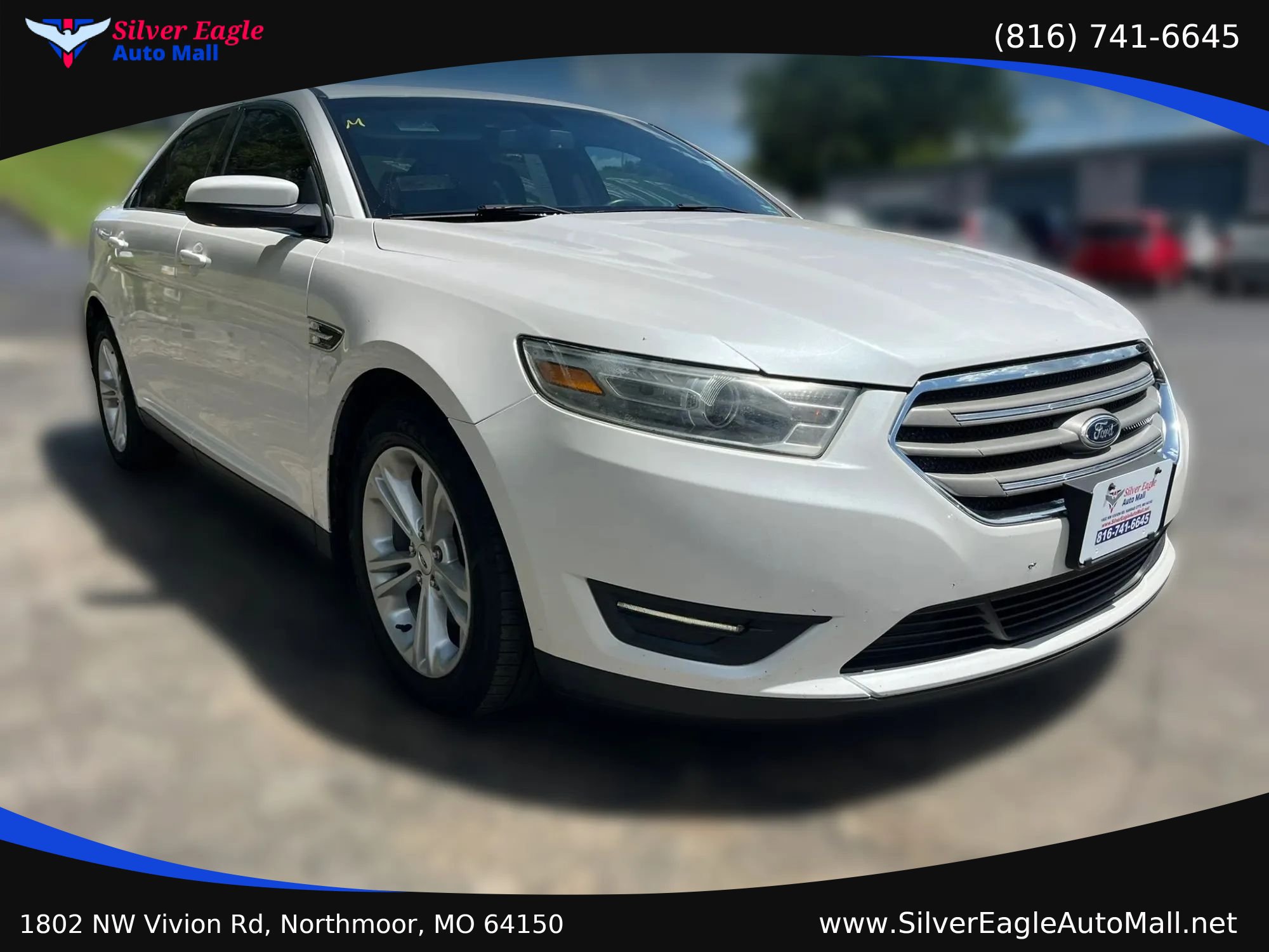 Used 2014 Ford Taurus SEL w/ Equipment Group 201A FWD image 3