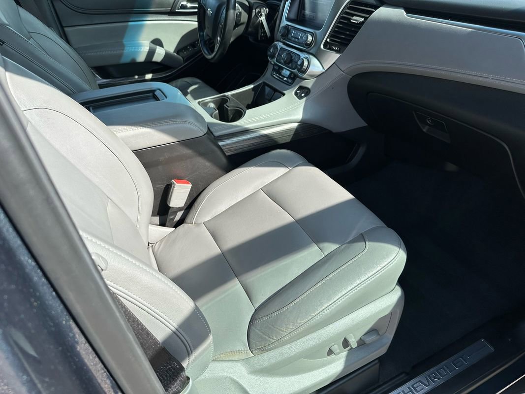 Used 2019 Chevrolet Suburban LT image 17