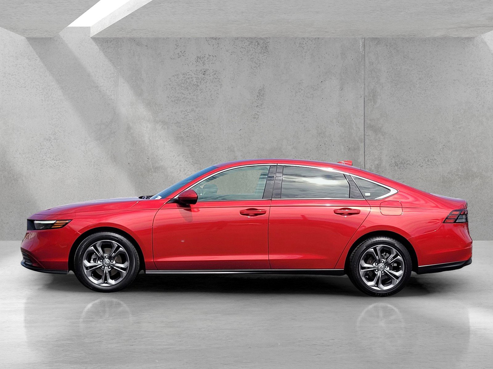 Used 2023 Honda Accord EX image 7