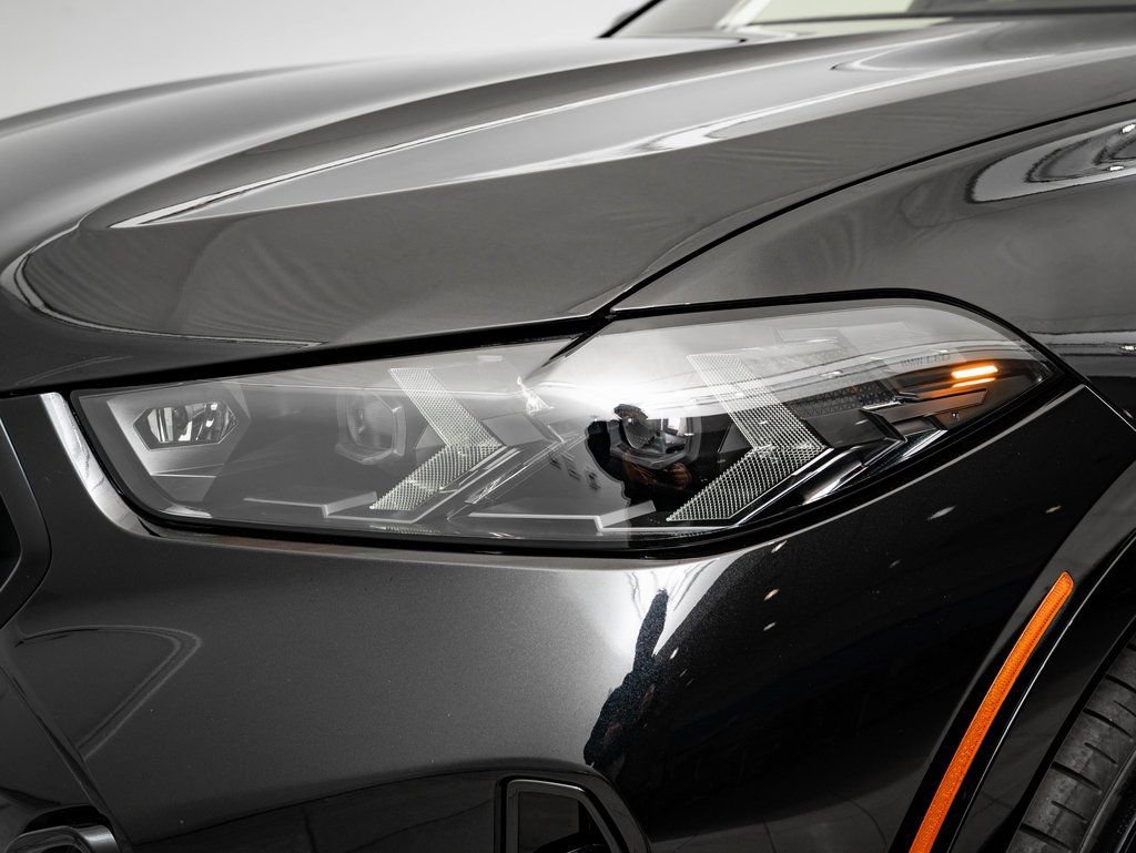 New 2026 BMW X6 xDrive40i image 16