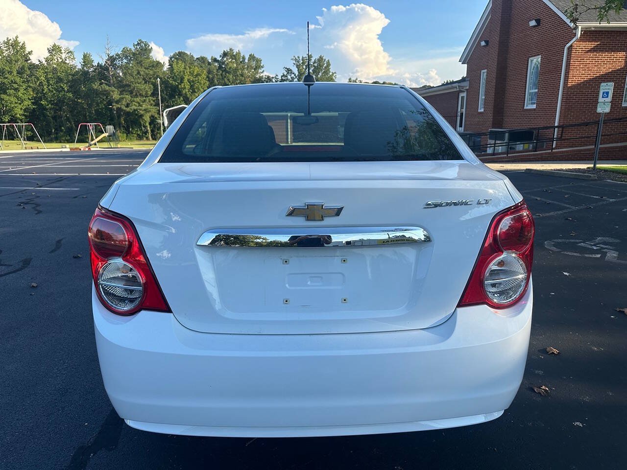 Used 2016 Chevrolet Sonic LT FWD image 7