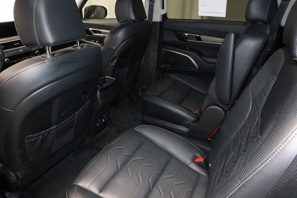 Used 2022 Kia Telluride SX w/ SX Prestige Package image 21
