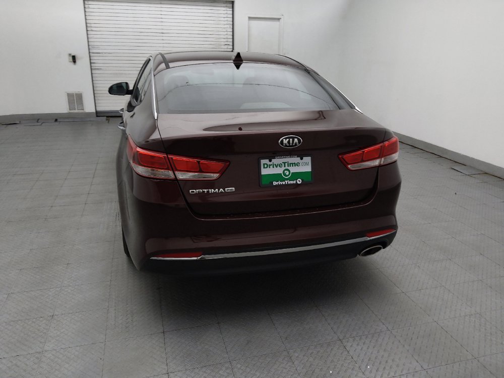 Used 2018 Kia Optima LX FWD image 6