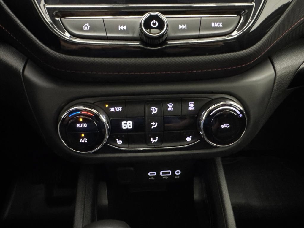 Used 2021 Chevrolet TrailBlazer RS w/ Sun and Liftgate Package FWD image 32