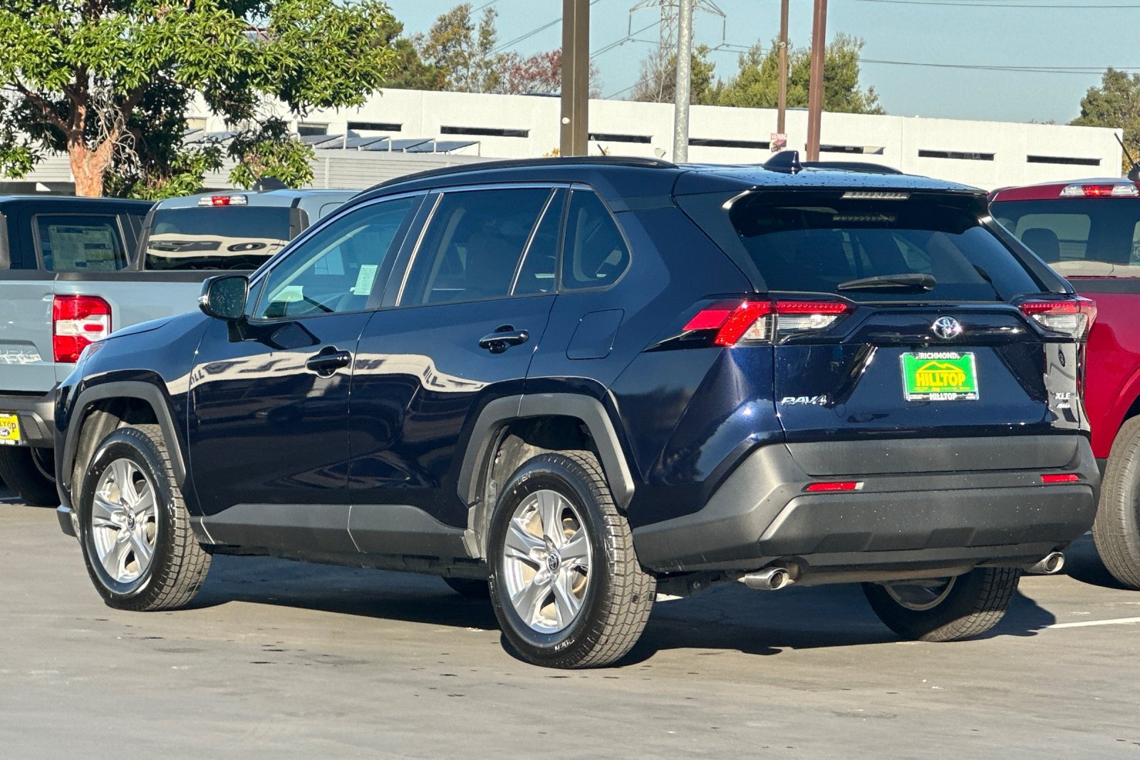 Used 2024 Toyota RAV4 XLE AWD/4WD image 6