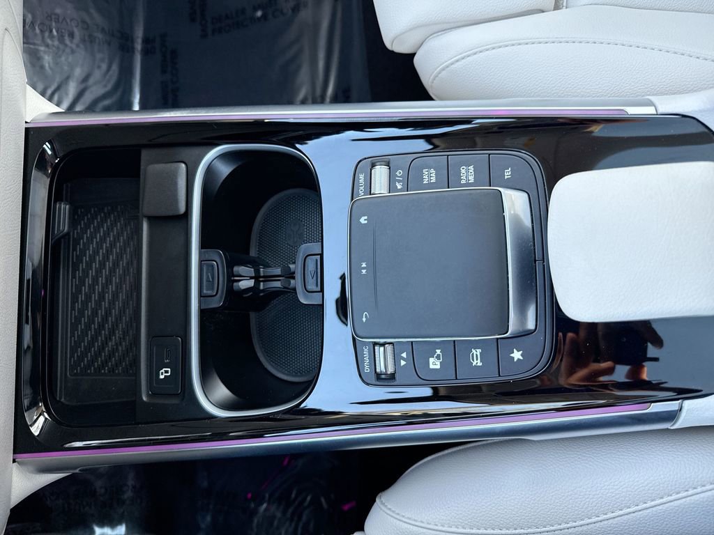 Used 2023 Mercedes-Benz EQB 300 4MATIC image 21