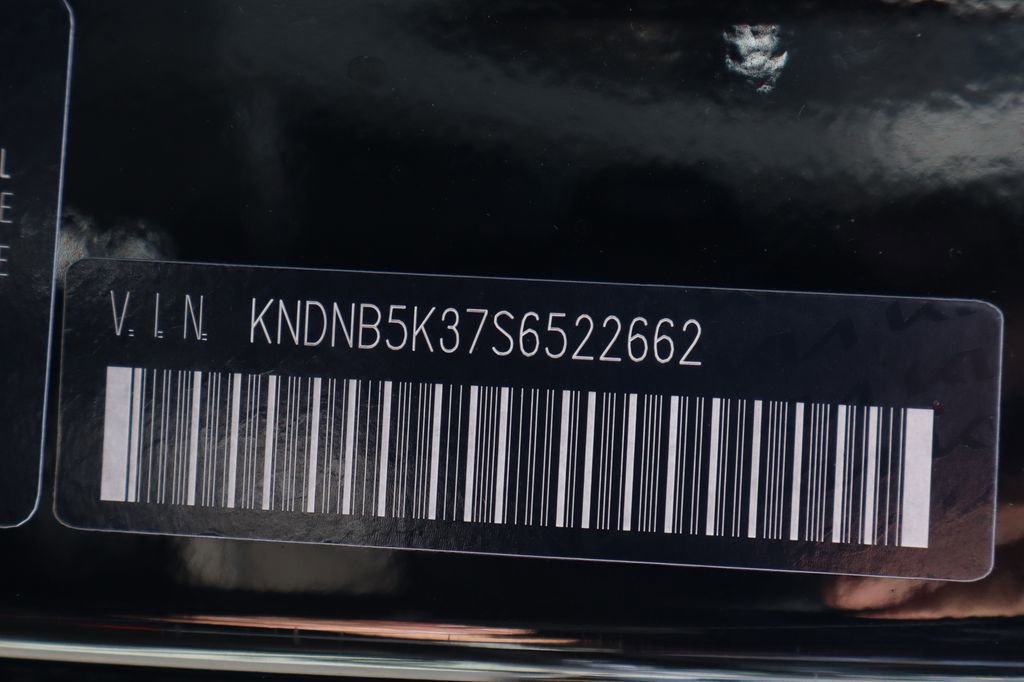 Used 2025 Kia Carnival image 58