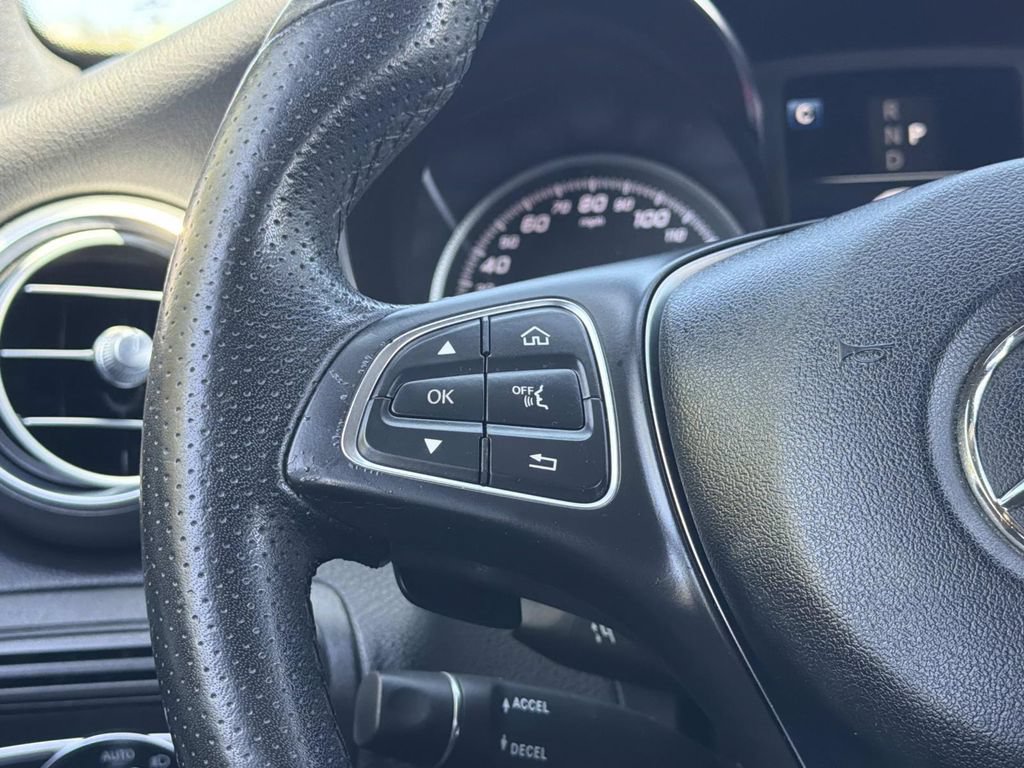 Used 2018 Mercedes-Benz GLC 300 image 8