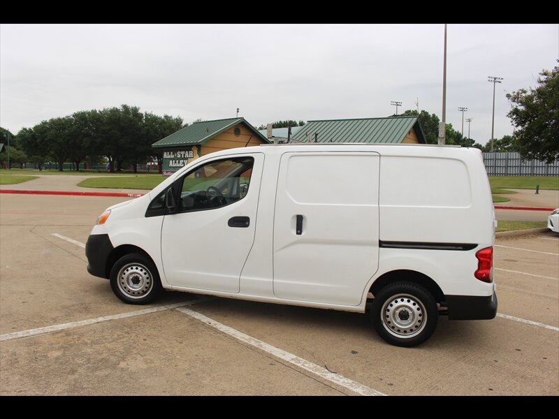Used 2016 Nissan NV200 S FWD image 2