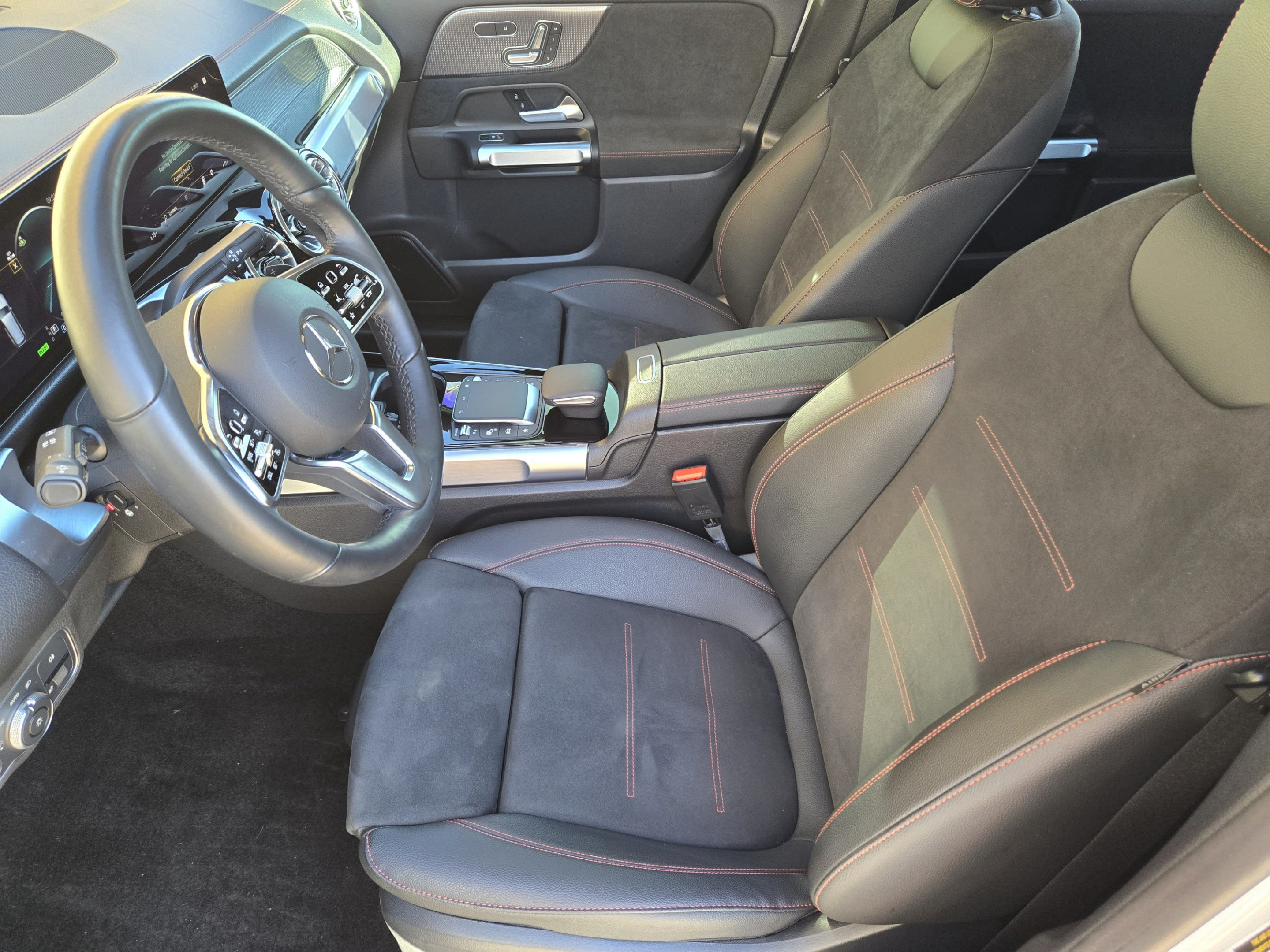 Certified 2023 Mercedes-Benz EQB 300 4MATIC image 9