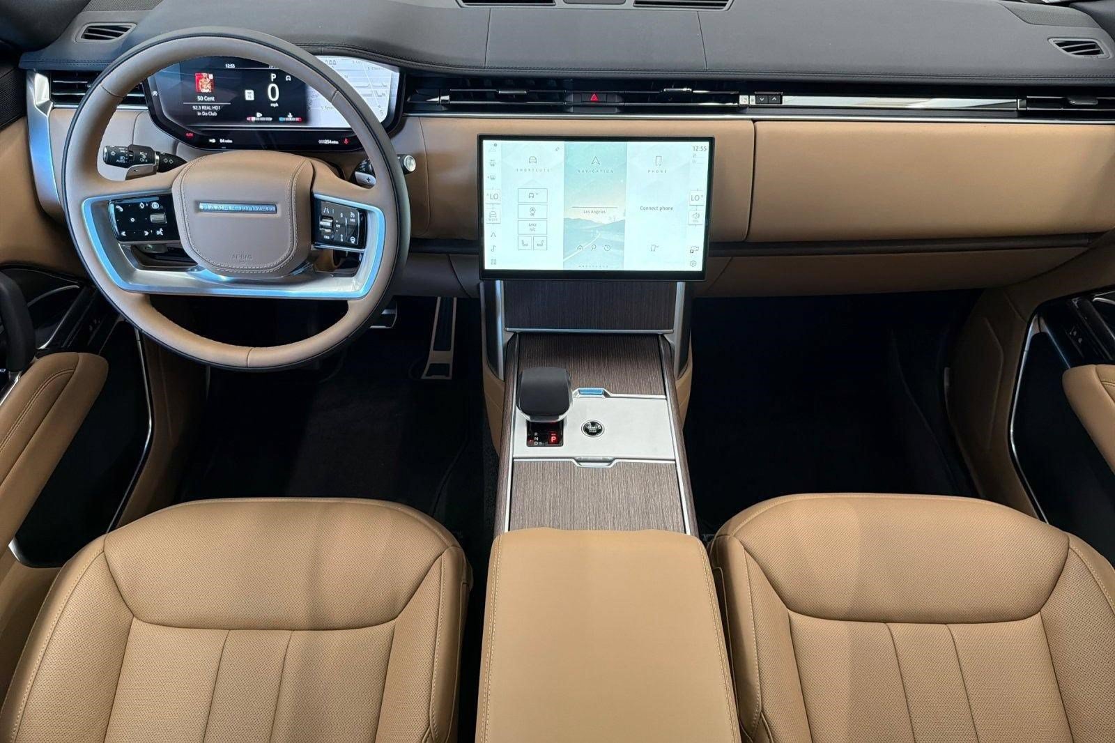 New 2026 Land Rover Range Rover Long Wheelbase SE AWD/4WD image 15