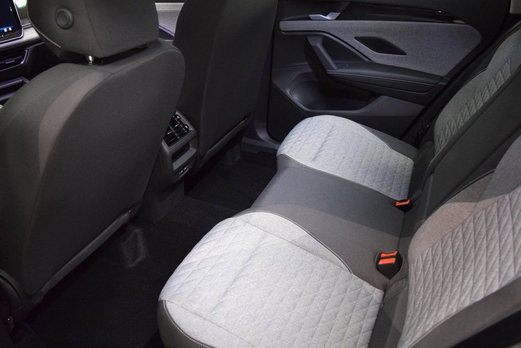 New 2025 Volkswagen Tiguan S image 5