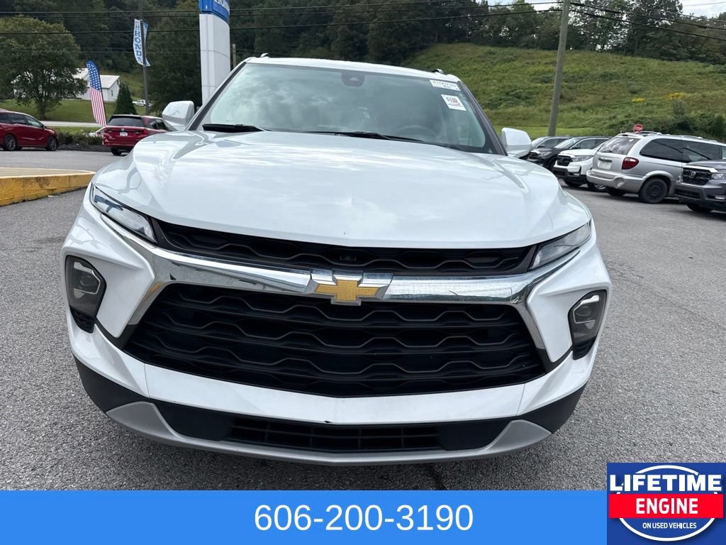 Used 2023 Chevrolet Blazer LT w/ Convenience Package FWD image 3