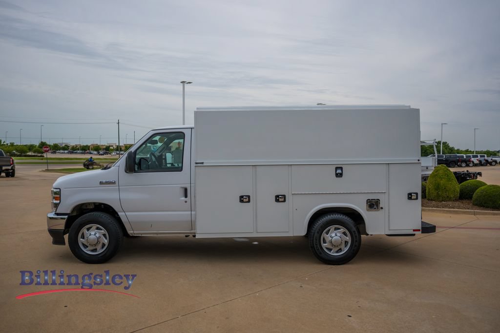 Used 2024 Ford E-350 and Econoline 350 Super Duty w/ Power Windows & Locks Group RWD image 4