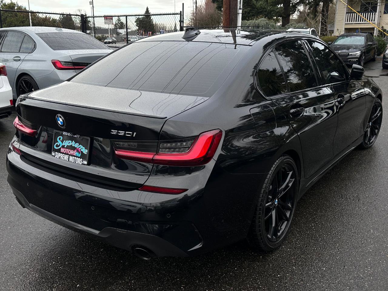 Used 2022 BMW 330i Sedan w/ M Sport Package image 17