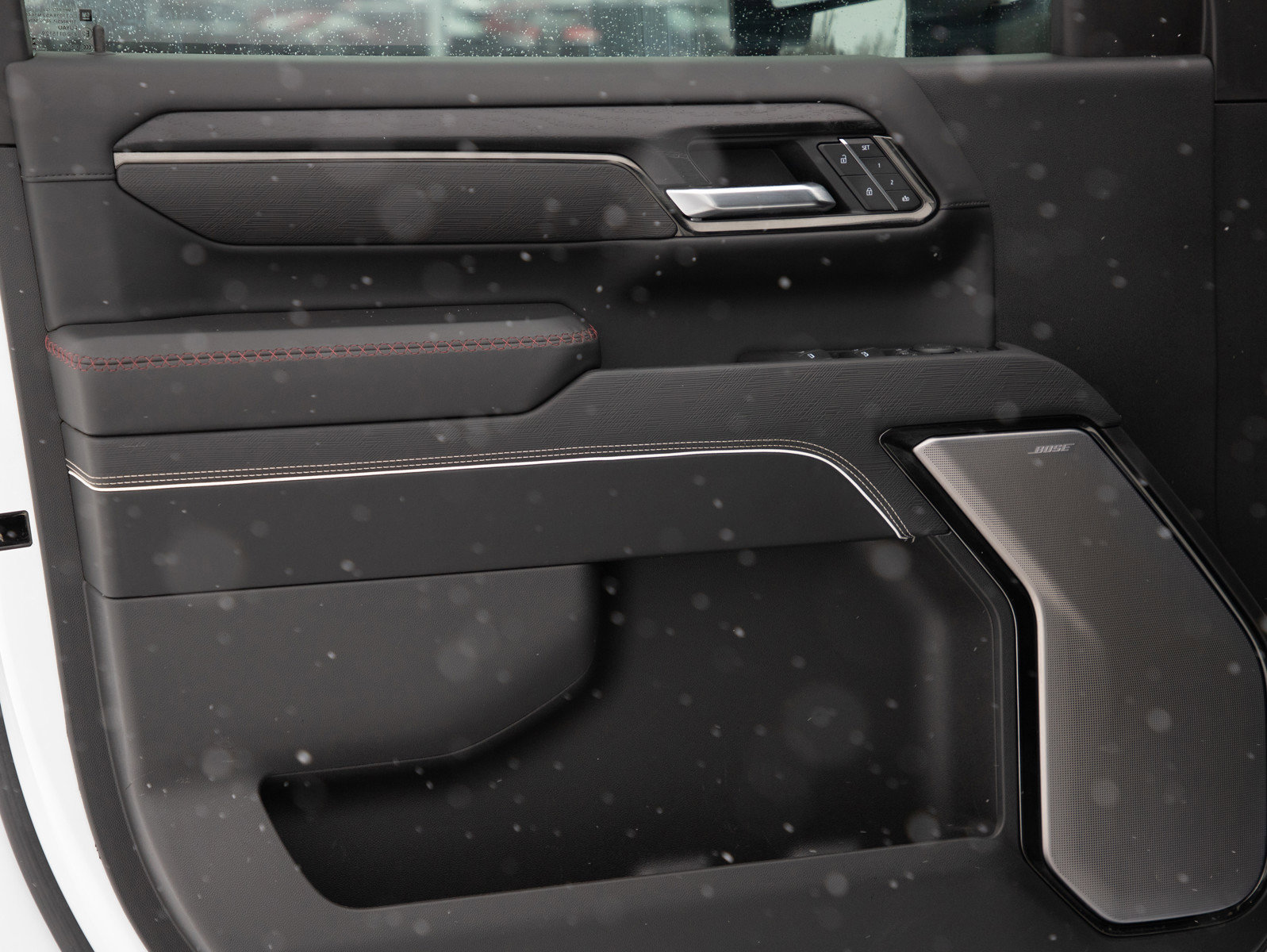 Used 2025 GMC Sierra 2500 AT4X image 22