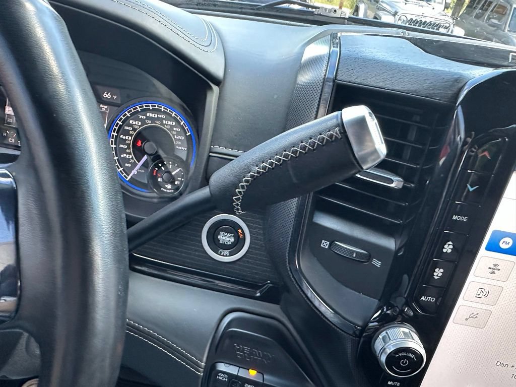Used 2022 RAM 3500 Limited AWD/4WD image 14