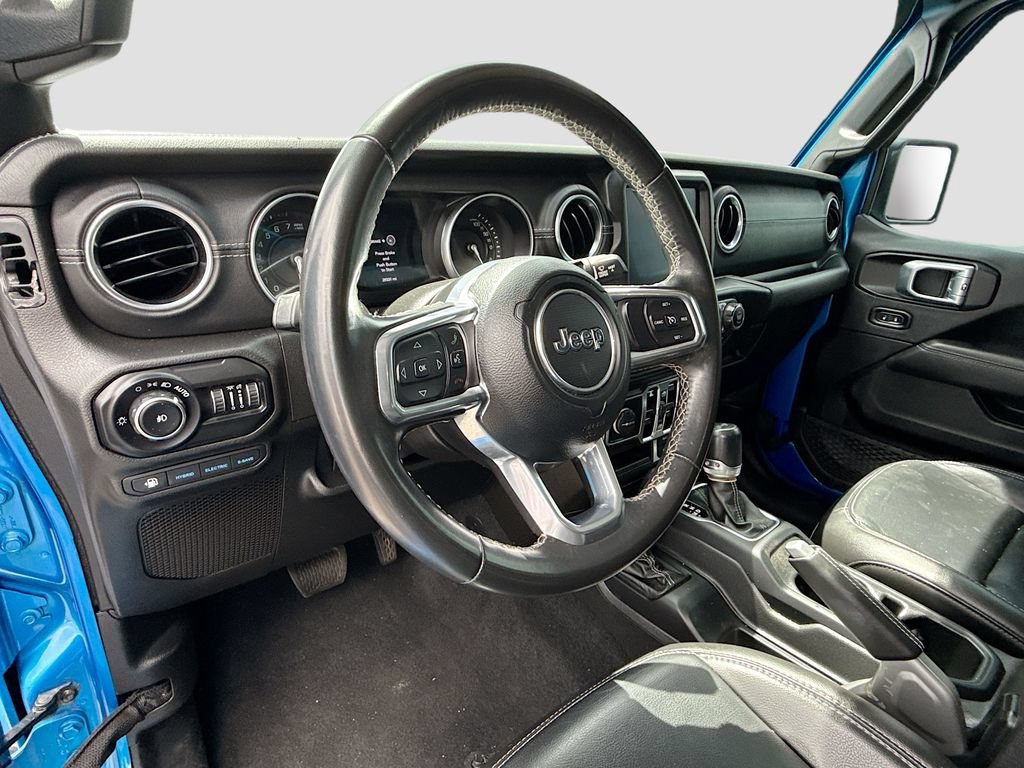 Used 2021 Jeep Wrangler Unlimited Sahara AWD/4WD image 12