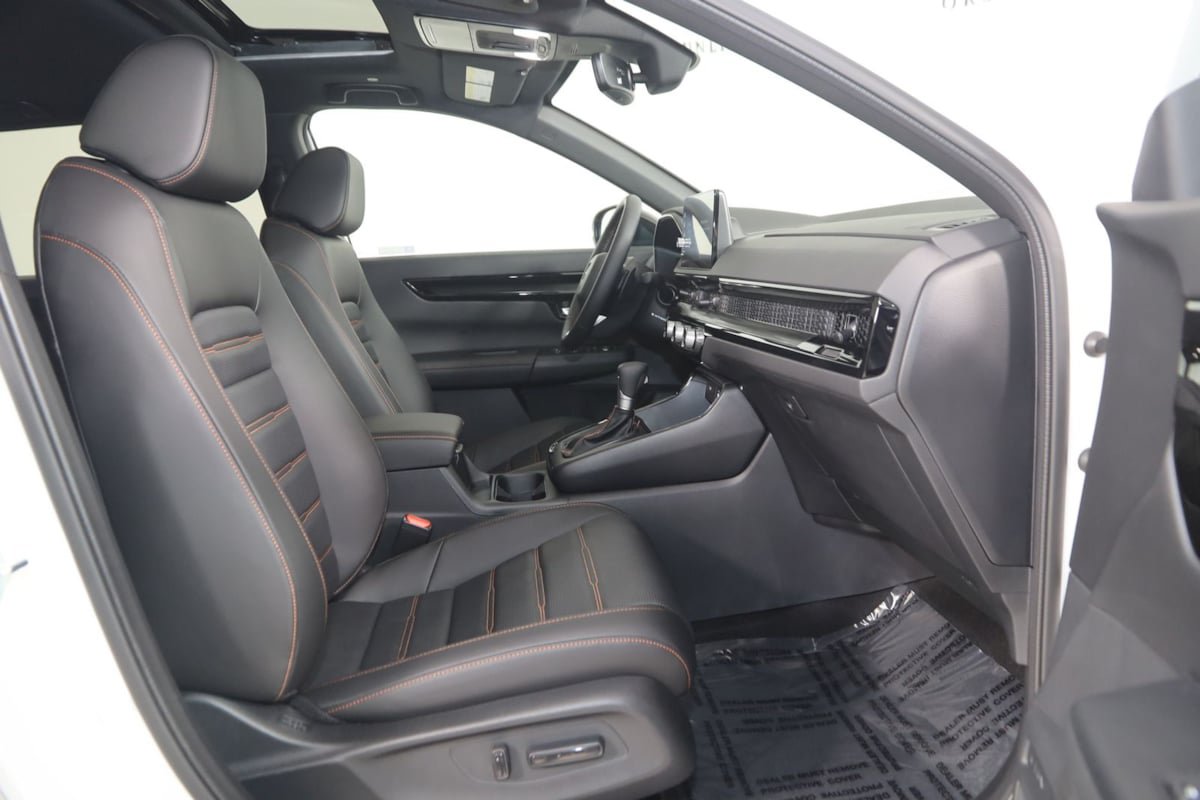 Used 2026 Honda CR-V Sport Touring image 15