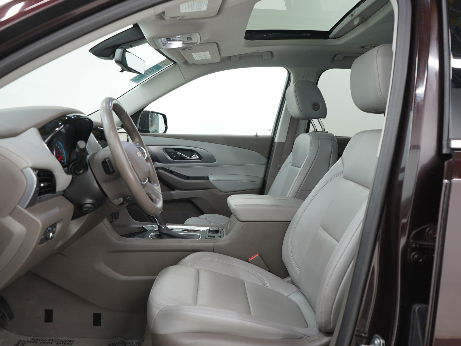 Used 2020 Chevrolet Traverse Premier AWD/4WD image 27
