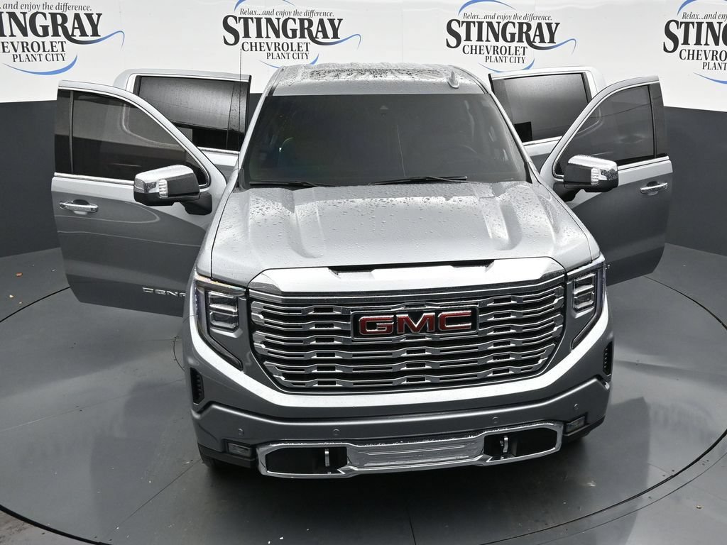 Used 2025 GMC Sierra 1500 Denali w/ Denali Reserve Package AWD/4WD image 34